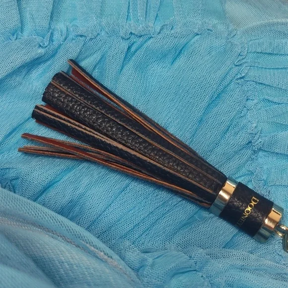 Dooney & Bourke Pebble Grain Sammi Tassle - Picture 6 of 6